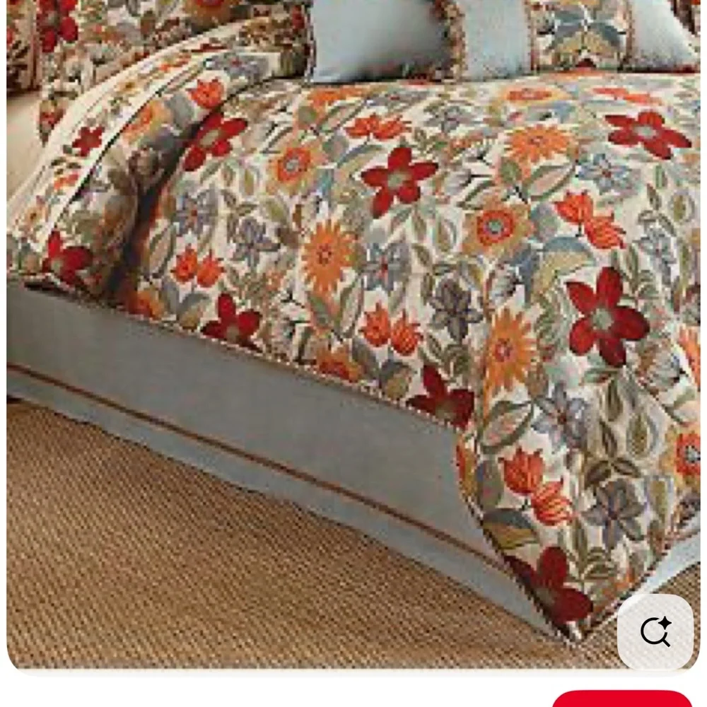 Croscill Mardi Gras - Floral Jacquard Comforter and 1 king sham